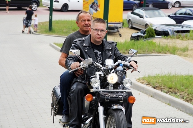 Zdjęcie w galerii na portalu naszwodzislaw.com: Motoryzacyjny Dzień Dziecka na Trzech Wzg&oacute;rzach wiadomości z regionu