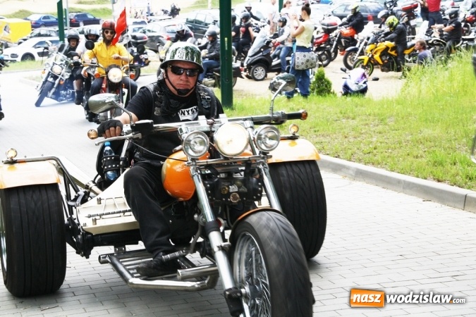 Zdjęcie w galerii na portalu naszwodzislaw.com: Motoryzacyjny Dzień Dziecka na Trzech Wzg&oacute;rzach wiadomości z regionu