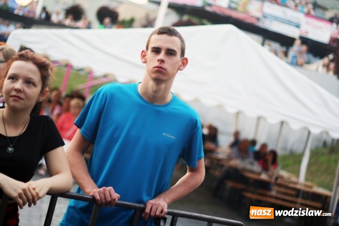 Zdjęcie w galerii na portalu naszwodzislaw.com: Szymona Wydra & CARPE DIEM gwiazdą wieczoru Dni Pszowa. Nie obyło się bez problemów technicznych wiadomości z regionu