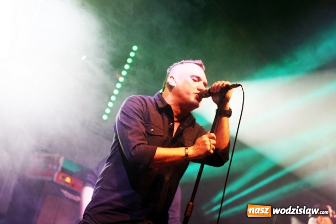 Zdjęcie w galerii na portalu naszwodzislaw.com: Szymona Wydra & CARPE DIEM gwiazdą wieczoru Dni Pszowa. Nie obyło się bez problemów technicznych wiadomości z regionu