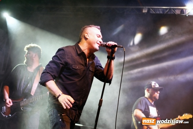 Zdjęcie w galerii na portalu naszwodzislaw.com: Szymona Wydra & CARPE DIEM gwiazdą wieczoru Dni Pszowa. Nie obyło się bez problemów technicznych wiadomości z regionu