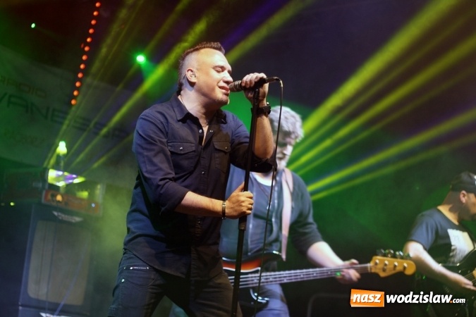 Zdjęcie w galerii na portalu naszwodzislaw.com: Szymona Wydra & CARPE DIEM gwiazdą wieczoru Dni Pszowa. Nie obyło się bez problemów technicznych wiadomości z regionu