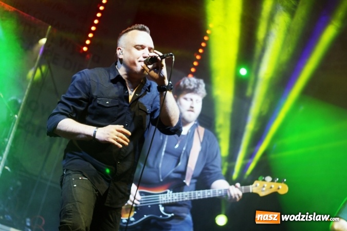 Zdjęcie w galerii na portalu naszwodzislaw.com: Szymona Wydra & CARPE DIEM gwiazdą wieczoru Dni Pszowa. Nie obyło się bez problemów technicznych wiadomości z regionu