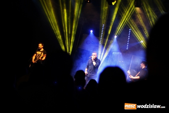 Zdjęcie w galerii na portalu naszwodzislaw.com: Szymona Wydra & CARPE DIEM gwiazdą wieczoru Dni Pszowa. Nie obyło się bez problemów technicznych wiadomości z regionu