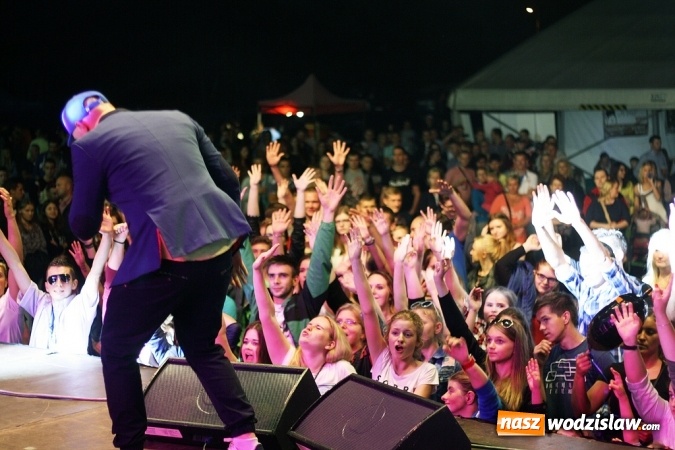 Zdjęcie w galerii na portalu naszwodzislaw.com: Zesp&oacute;ł Soleo rozgrzał marklowicką publiczność wiadomości z regionu