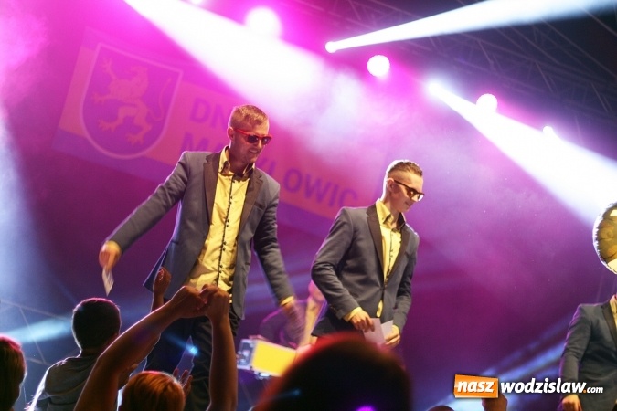 Zdjęcie w galerii na portalu naszwodzislaw.com: Zesp&oacute;ł Soleo rozgrzał marklowicką publiczność wiadomości z regionu