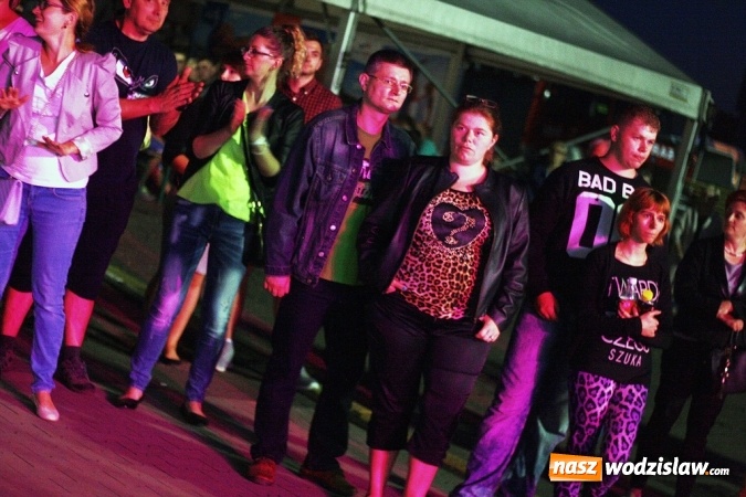 Zdjęcie w galerii na portalu naszwodzislaw.com: Zesp&oacute;ł Soleo rozgrzał marklowicką publiczność wiadomości z regionu