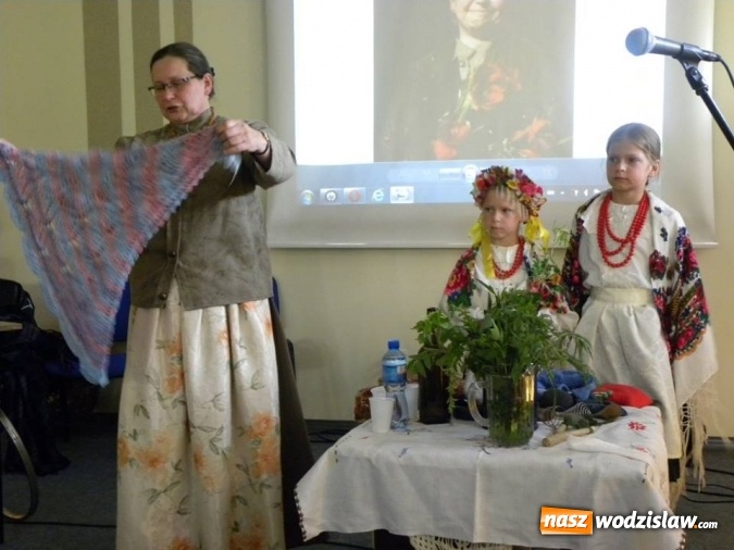 Zdjęcie w galerii na portalu naszwodzislaw.com: Noc Bibliotek w Wodzisławiu Śląskim z udziałem Ślązaczki Roku oraz Kuby Blokesza  wiadomości z regionu