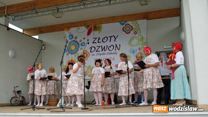 Zdjęcie w galerii na portalu naszwodzislaw.com: Połomia: Złoty Dzwon zabrzmiał po raz piąty wiadomości z regionu