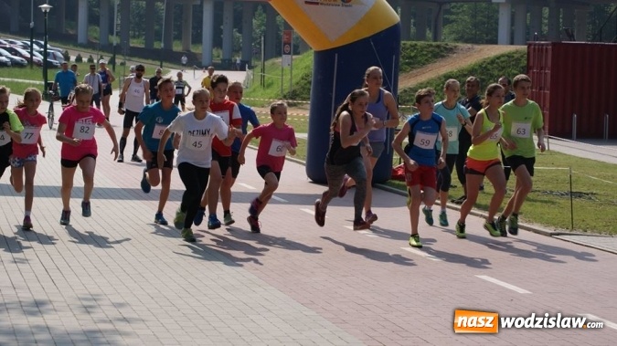 Zdjęcie w galerii na portalu naszwodzislaw.com: Druga edycja cyklu porannych bieg&oacute;w przełajowych za nami wiadomości z regionu