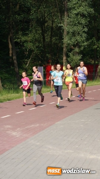 Zdjęcie w galerii na portalu naszwodzislaw.com: Druga edycja cyklu porannych bieg&oacute;w przełajowych za nami wiadomości z regionu
