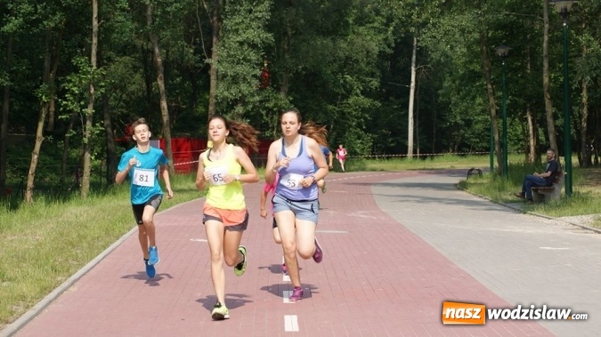 Zdjęcie w galerii na portalu naszwodzislaw.com: Druga edycja cyklu porannych bieg&oacute;w przełajowych za nami wiadomości z regionu