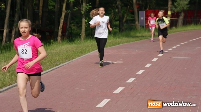 Zdjęcie w galerii na portalu naszwodzislaw.com: Druga edycja cyklu porannych bieg&oacute;w przełajowych za nami wiadomości z regionu