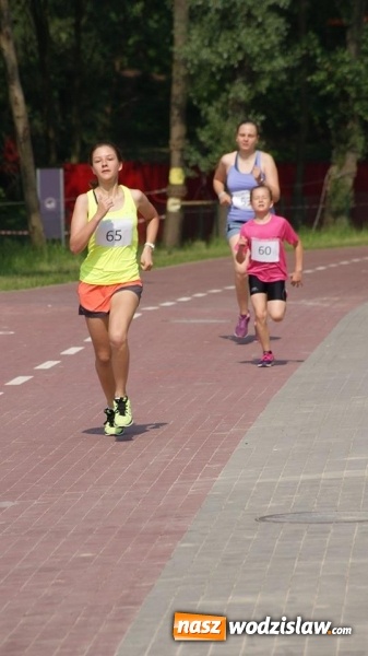 Zdjęcie w galerii na portalu naszwodzislaw.com: Druga edycja cyklu porannych bieg&oacute;w przełajowych za nami wiadomości z regionu