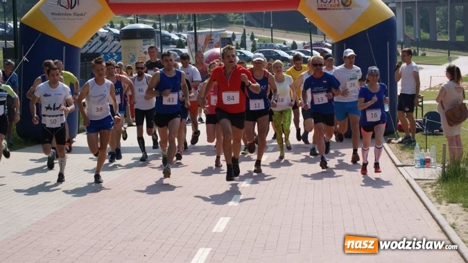 Zdjęcie w galerii na portalu naszwodzislaw.com: Druga edycja cyklu porannych bieg&oacute;w przełajowych za nami wiadomości z regionu
