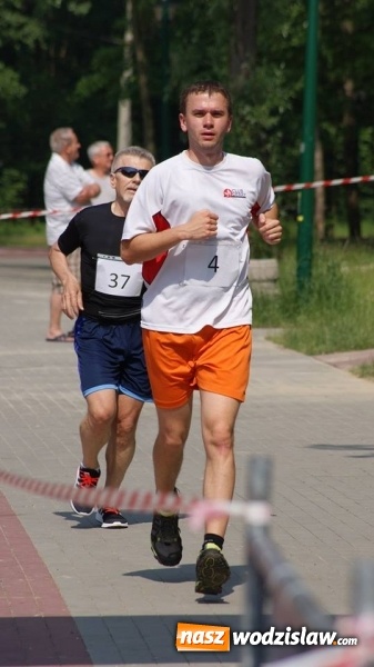 Zdjęcie w galerii na portalu naszwodzislaw.com: Druga edycja cyklu porannych bieg&oacute;w przełajowych za nami wiadomości z regionu