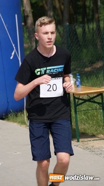 Zdjęcie w galerii na portalu naszwodzislaw.com: Druga edycja cyklu porannych bieg&oacute;w przełajowych za nami wiadomości z regionu