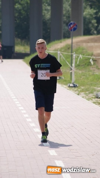 Zdjęcie w galerii na portalu naszwodzislaw.com: Druga edycja cyklu porannych bieg&oacute;w przełajowych za nami wiadomości z regionu