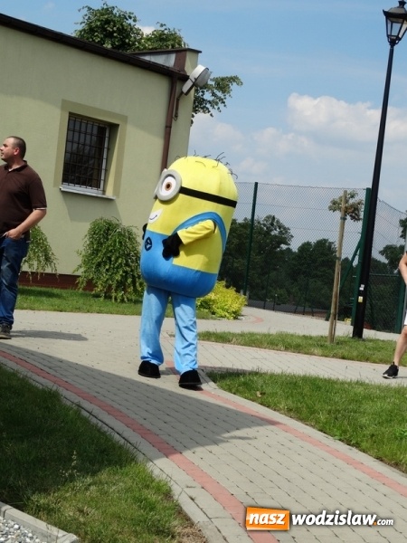 Zdjęcie w galerii na portalu naszwodzislaw.com: W Rzuchowie obchodzili Dzień Dziecka. W pomoc włączyli się strażacy z Głożyn wiadomości z regionu