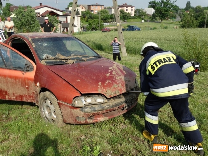 Zdjęcie w galerii na portalu naszwodzislaw.com: W Rzuchowie obchodzili Dzień Dziecka. W pomoc włączyli się strażacy z Głożyn wiadomości z regionu