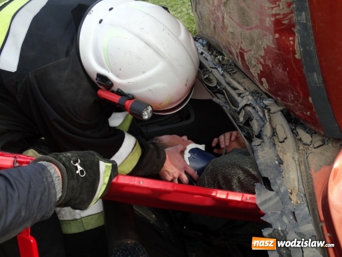 Zdjęcie w galerii na portalu naszwodzislaw.com: W Rzuchowie obchodzili Dzień Dziecka. W pomoc włączyli się strażacy z Głożyn wiadomości z regionu