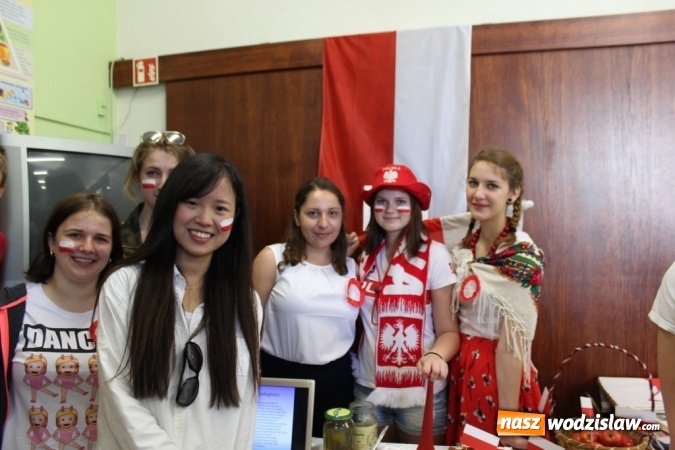 Zdjęcie w galerii na portalu naszwodzislaw.com: Międzynarodowy projekt w ZST. Studentki z Kanady i Brazylii gościły w Wodzisławiu wiadomości z regionu