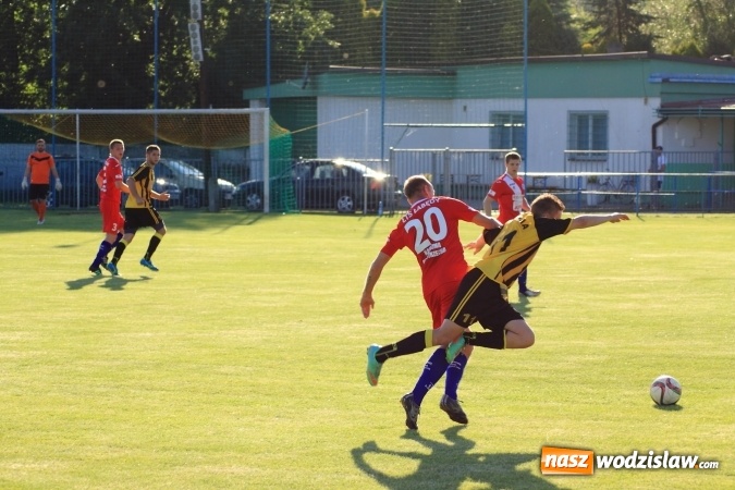 Zdjęcie w galerii na portalu naszwodzislaw.com: Niezwykle gorzki remis Łabęd w Lubomi wiadomości z regionu