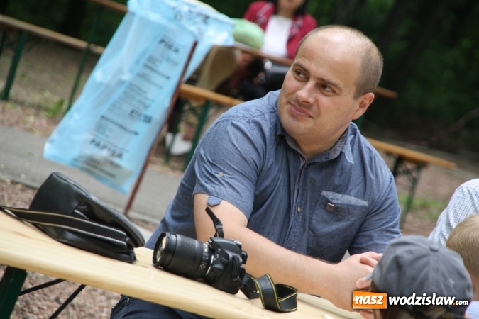 Zdjęcie w galerii na portalu naszwodzislaw.com: Festyn parafialny w Rogowie. Dobra zabawa i wiele atrakcji wiadomości z regionu