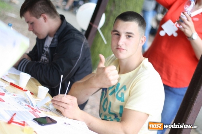 Zdjęcie w galerii na portalu naszwodzislaw.com: Festyn parafialny w Rogowie. Dobra zabawa i wiele atrakcji wiadomości z regionu