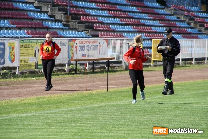 Zdjęcie w galerii na portalu naszwodzislaw.com: Strażacy rywalizowali na stadionie MOSiR wiadomości z regionu