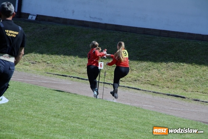 Zdjęcie w galerii na portalu naszwodzislaw.com: Strażacy rywalizowali na stadionie MOSiR wiadomości z regionu