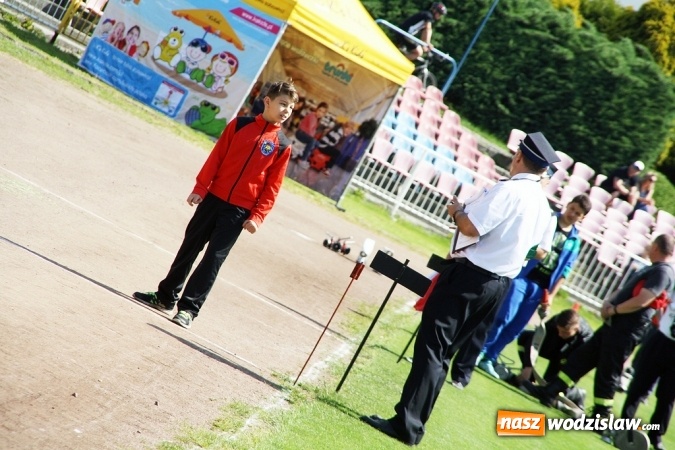 Zdjęcie w galerii na portalu naszwodzislaw.com: Strażacy rywalizowali na stadionie MOSiR wiadomości z regionu