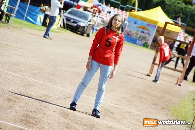 Zdjęcie w galerii na portalu naszwodzislaw.com: Strażacy rywalizowali na stadionie MOSiR wiadomości z regionu