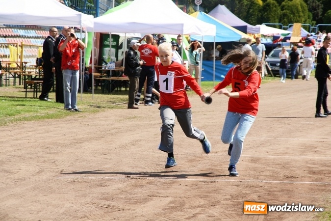 Zdjęcie w galerii na portalu naszwodzislaw.com: Strażacy rywalizowali na stadionie MOSiR wiadomości z regionu