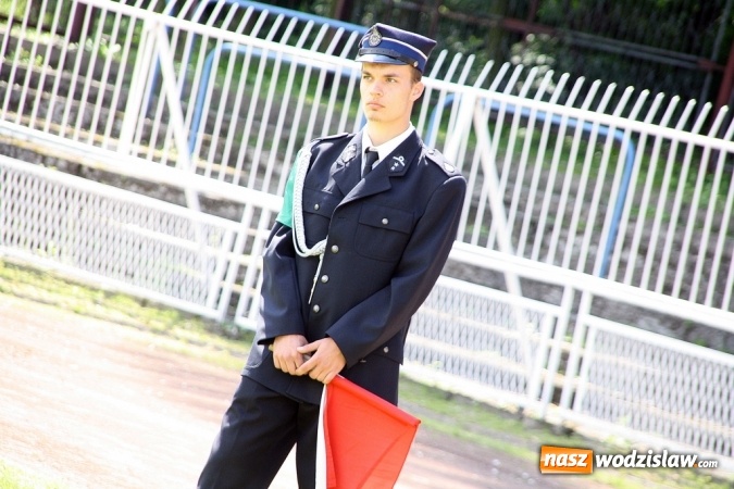 Zdjęcie w galerii na portalu naszwodzislaw.com: Strażacy rywalizowali na stadionie MOSiR wiadomości z regionu