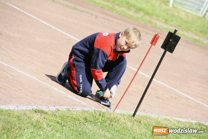 Zdjęcie w galerii na portalu naszwodzislaw.com: Strażacy rywalizowali na stadionie MOSiR wiadomości z regionu
