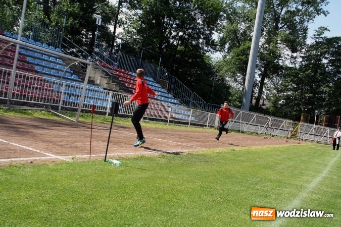 Zdjęcie w galerii na portalu naszwodzislaw.com: Strażacy rywalizowali na stadionie MOSiR wiadomości z regionu