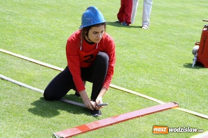 Zdjęcie w galerii na portalu naszwodzislaw.com: Strażacy rywalizowali na stadionie MOSiR wiadomości z regionu