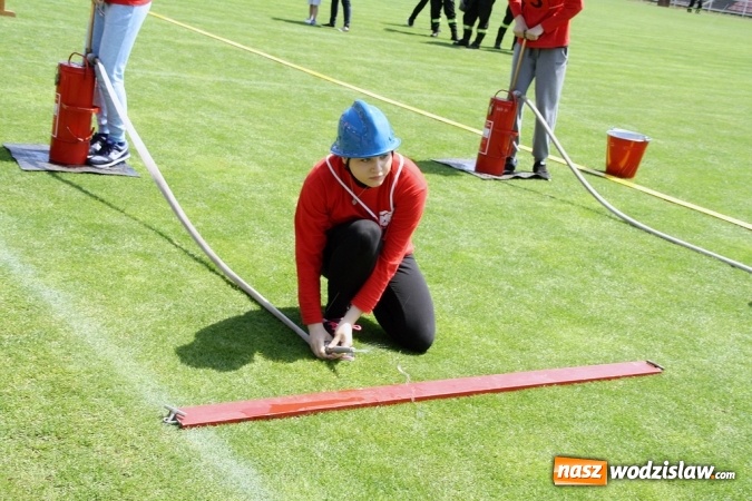 Zdjęcie w galerii na portalu naszwodzislaw.com: Strażacy rywalizowali na stadionie MOSiR wiadomości z regionu