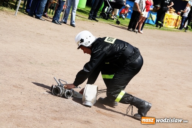 Zdjęcie w galerii na portalu naszwodzislaw.com: Strażacy rywalizowali na stadionie MOSiR wiadomości z regionu