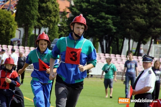 Zdjęcie w galerii na portalu naszwodzislaw.com: Strażacy rywalizowali na stadionie MOSiR wiadomości z regionu
