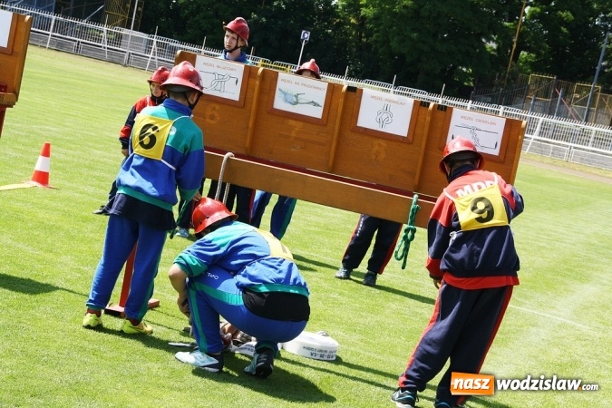Zdjęcie w galerii na portalu naszwodzislaw.com: Strażacy rywalizowali na stadionie MOSiR wiadomości z regionu