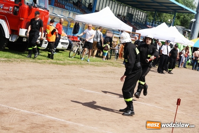 Zdjęcie w galerii na portalu naszwodzislaw.com: Strażacy rywalizowali na stadionie MOSiR wiadomości z regionu