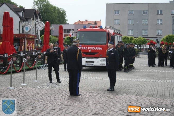 Zdjęcie w galerii na portalu naszwodzislaw.com: Strażacki wóz bojowy Renault Midlum uroczyście przekazany do OSP w Rydułtowach  wiadomości z regionu