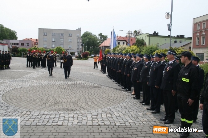 Zdjęcie w galerii na portalu naszwodzislaw.com: Strażacki wóz bojowy Renault Midlum uroczyście przekazany do OSP w Rydułtowach  wiadomości z regionu