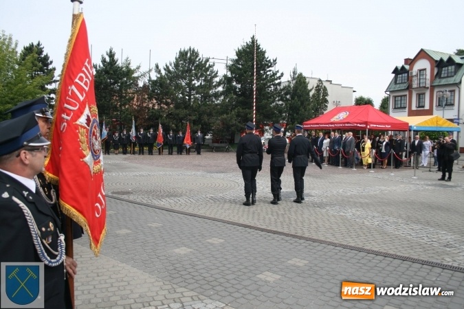 Zdjęcie w galerii na portalu naszwodzislaw.com: Strażacki wóz bojowy Renault Midlum uroczyście przekazany do OSP w Rydułtowach  wiadomości z regionu