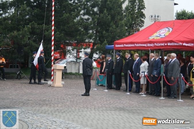 Zdjęcie w galerii na portalu naszwodzislaw.com: Strażacki wóz bojowy Renault Midlum uroczyście przekazany do OSP w Rydułtowach  wiadomości z regionu