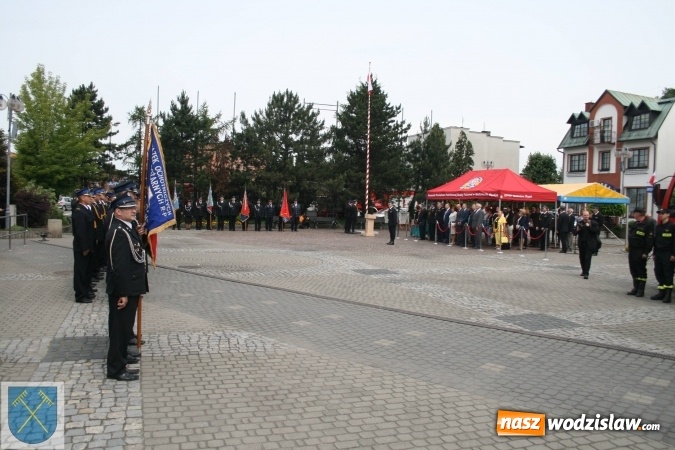 Zdjęcie w galerii na portalu naszwodzislaw.com: Strażacki wóz bojowy Renault Midlum uroczyście przekazany do OSP w Rydułtowach  wiadomości z regionu