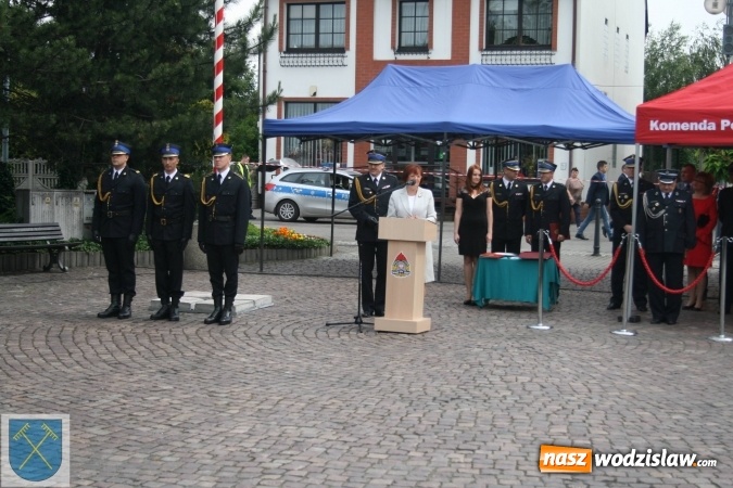 Zdjęcie w galerii na portalu naszwodzislaw.com: Strażacki wóz bojowy Renault Midlum uroczyście przekazany do OSP w Rydułtowach  wiadomości z regionu