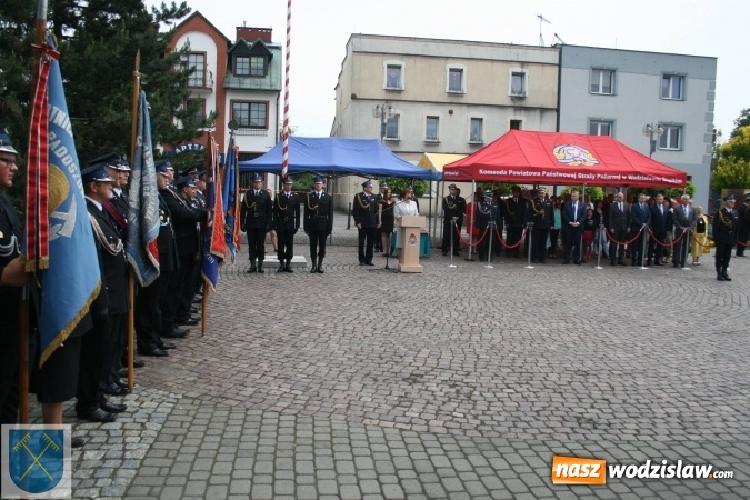 Zdjęcie w galerii na portalu naszwodzislaw.com: Strażacki wóz bojowy Renault Midlum uroczyście przekazany do OSP w Rydułtowach  wiadomości z regionu